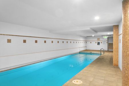 Superb One Bedder In Ultra Convenient Location - Photo 5