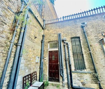 Hare Street, SE18, London - Photo 3
