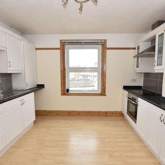 Eton Road, Clacton-on-sea, CO15 - Photo 1