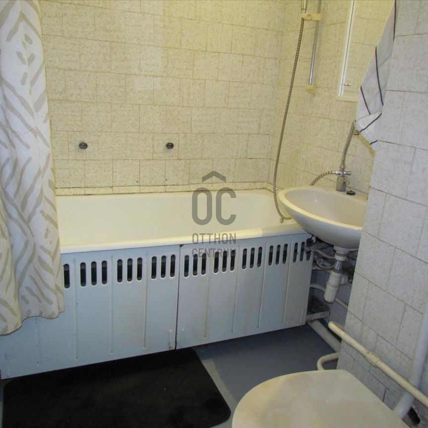 Kiadó átlagos állapotú panel lakás - Miskolc - Fotó 1