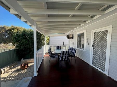 Tamworth Furnished Accommodation - North Tamworth - Photo 4