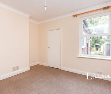 2 bedroom terraced to rent - Photo 4