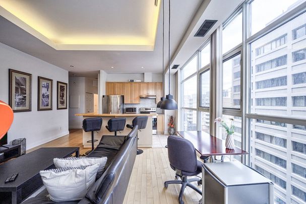 Wellesley Street East - Photo 1