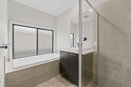 Apply Now - Century 21 &vert; the Paramount Group - Photo 4