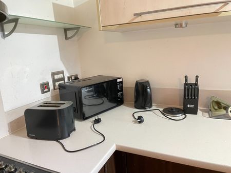 2 Bed Flat, Apartments, BS1 - Photo 4