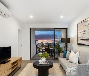 Luxury 2 Bed - Photo 2