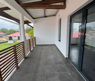 Location Appartement 3 pièces 79m² CAYENNE 97300 - Photo 3