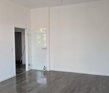 ✨ ERSTBEZUG nach Sanierung! 2-Zi., 58 m² mit 3m Deckenhöhe KM 349 - Foto 1