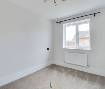 3 bed semi-detached house to rent in Sinclair Drive, Coventry, CV6 - Photo 6