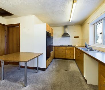 Friars Close, Cheadle, Stoke-On-Trent ST10 1AT - Photo 5