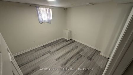 For Lease - 100 Major William Sharpe Drive Unit# 1, Brampton, Ontario - Photo 2