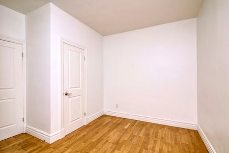 3710 Chemin Queen Mary - Photo 2