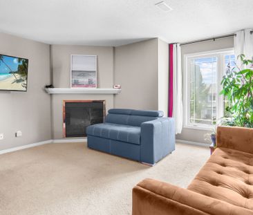 For Lease - 258 Meadowbreeze Drive, Kanata, Ontario - Photo 2