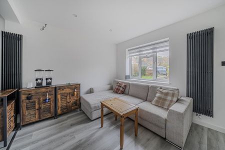 3 bedroom terraced house to rent - Photo 4