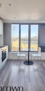 New London Road, Chelmsford - Photo 3