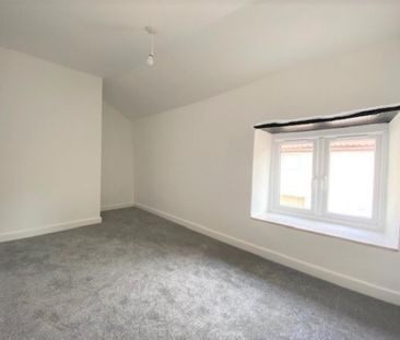 2 bedroom semi-detached house to rent - Photo 1