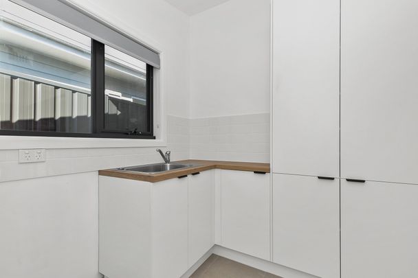 13 Deakin Street, Mitcham - Photo 1