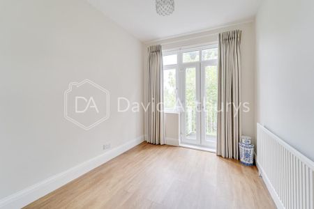 3 bedroom apartment to rent - Photo 3