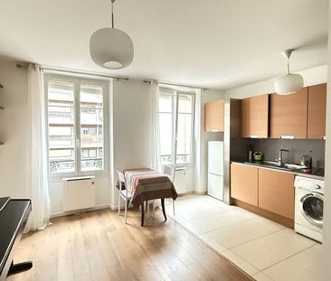 Location appartement 2 pièces, 38.38m², Paris 15 - Photo 2