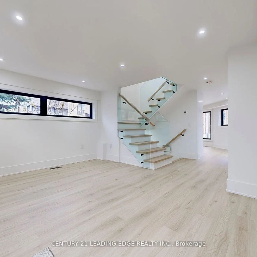 388 Jane Street #Coach - Photo 1