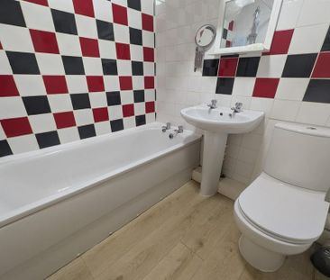 2 bedroom terraced house to rent - Photo 6