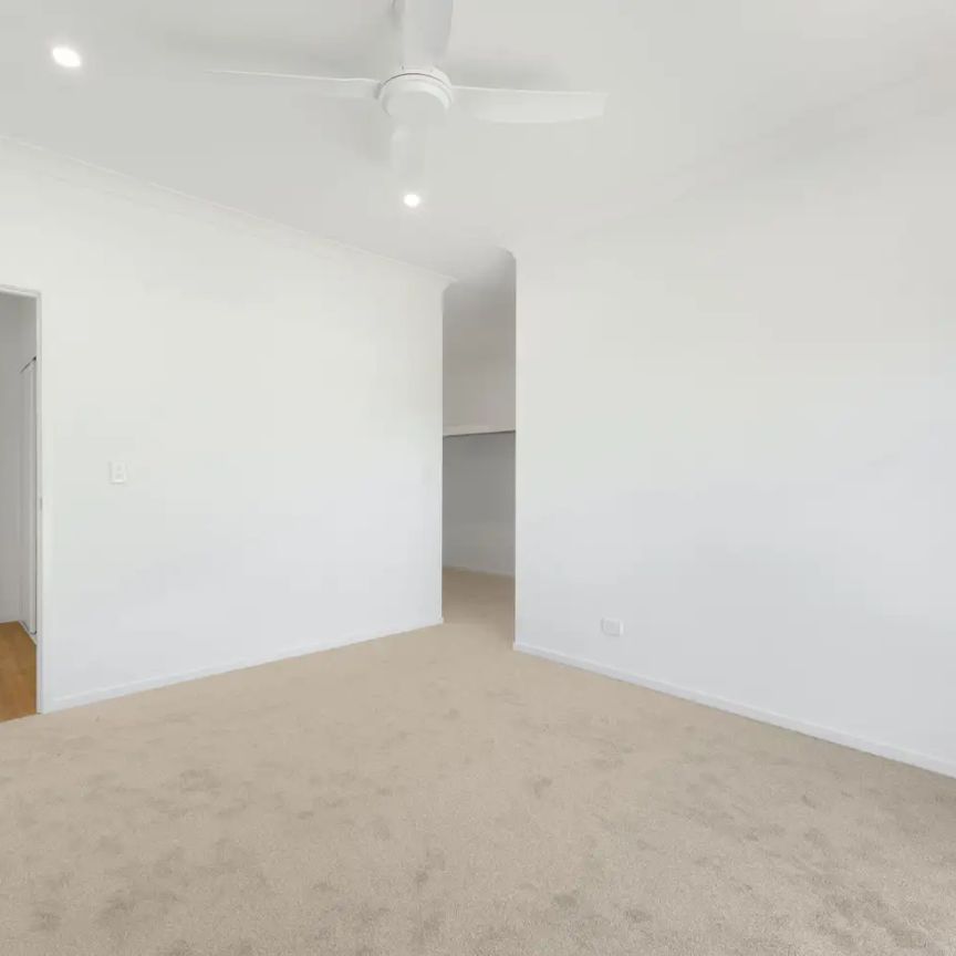 “Newly Built with high ceilings, timber finishes and family comfort throughout” - Photo 1