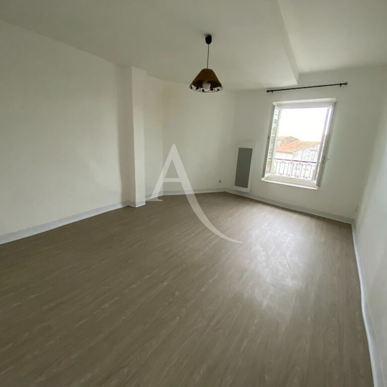 Location Appartement 2 pièces 59m² - Photo 1