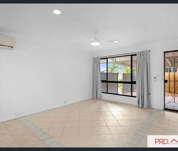 Burleigh Waters Duplex - Photo 1