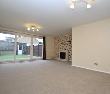 3 bedroom terraced house to rent - Photo 2