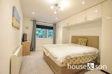 Woodland Grange, Dean Park Road, Bournemouth, BH1 - Photo 3