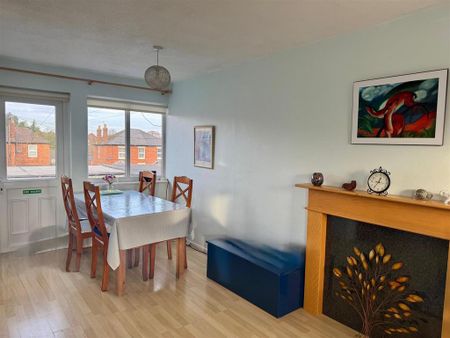 2 bedroom maisonette to rent - Photo 5