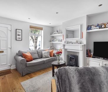 2 bedroom terraced house to rent - Photo 3