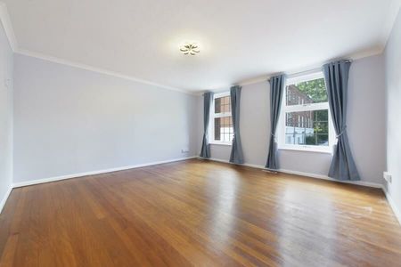 4 Bedroom House To Let - Photo 4