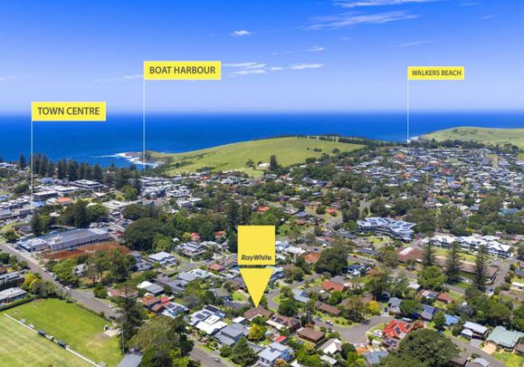 Perfectly Positioned in the Heart of Gerringong - Photo 1