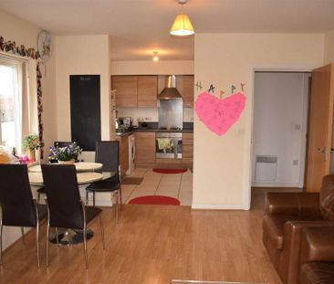 1 bedroom flat to rent - Photo 6