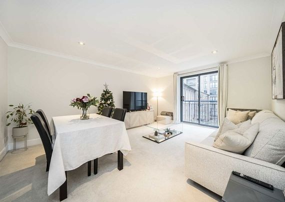 Bridgewater Square - Photo 1