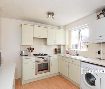 2 bedroom semi-detached house to rent - Photo 6