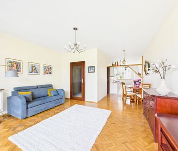 *Panoramiczne okno z tarasem - widok na las* - Фото 1