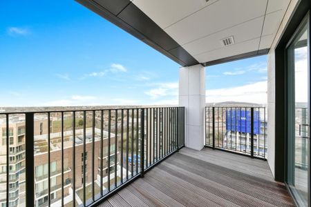 2 bedroom flat to rent - Photo 2