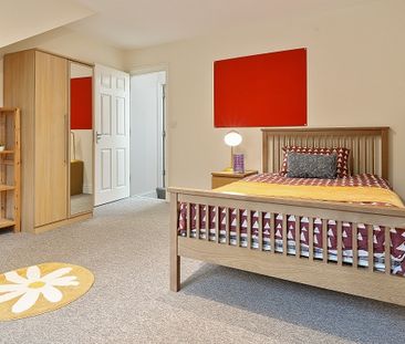 Great 4 bedroom property - Photo 5