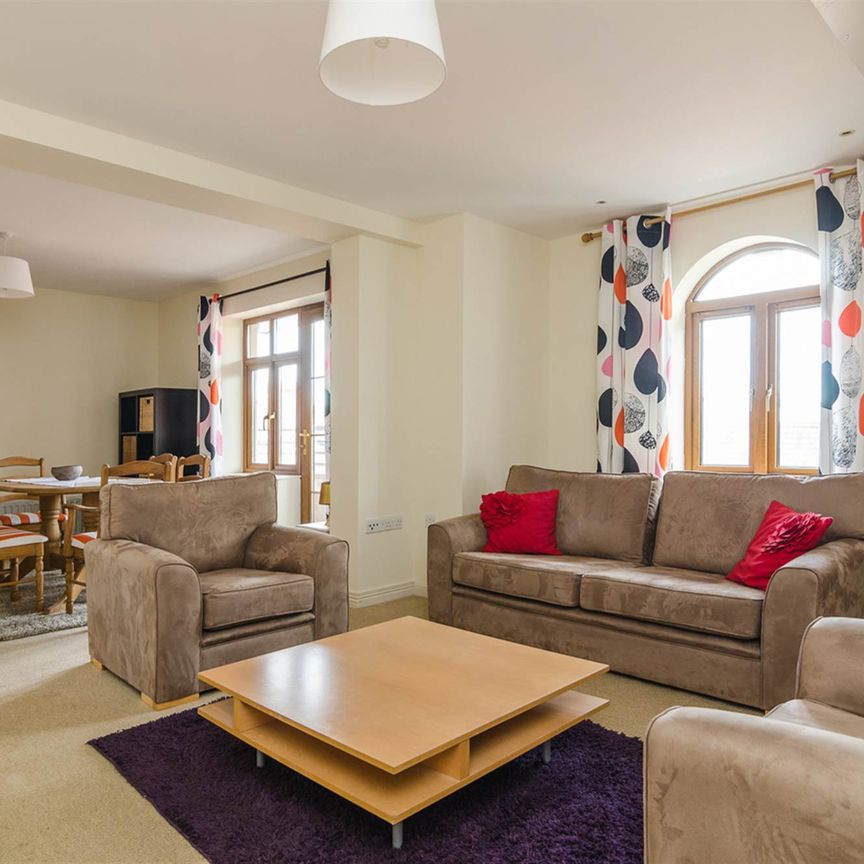 16 Chancellors Court, 55-57 Malone Road, BELFAST, BT9 6SA - Photo 1