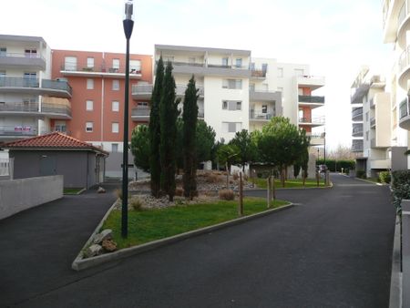 Location Appartement 2 pièces 36m² CLERMONT FERRAND 63100 - Photo 5