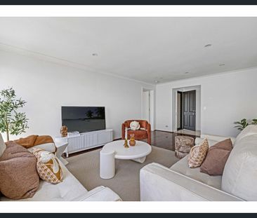 North-to-water residence, merely moments to Main River - Photo 2