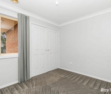 The perfect blend of comfort, functionality, and easy-care living - Photo 4