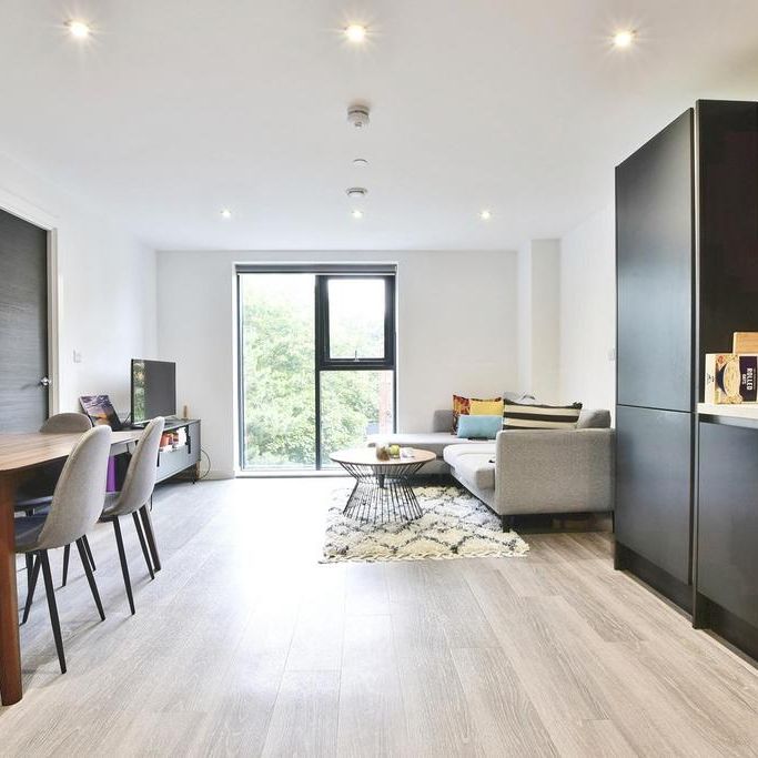 2 bedroom flat to rent - Photo 1