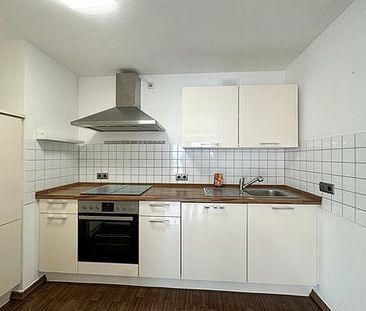 Siegburg-Zange: Schöne 2-Zimmer-Wohnung mit großem Balkon, Garage - Photo 1