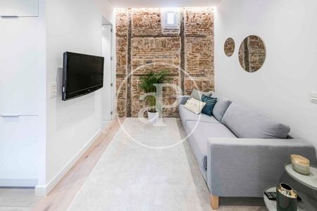 Flat for rent in Santa Engracia. - Photo 5