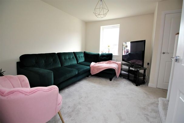 2 bedroom semi-detached house to rent - Photo 1