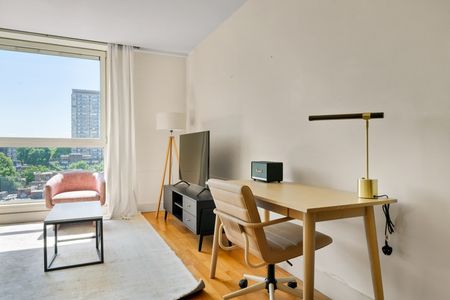 Peninsula Apartments, Praed Street - Photo 2