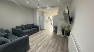 Room 6, Terry Road, Coventry - Photo 4